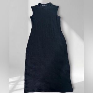 Popular Basics Black Sleeveless Midi Dress